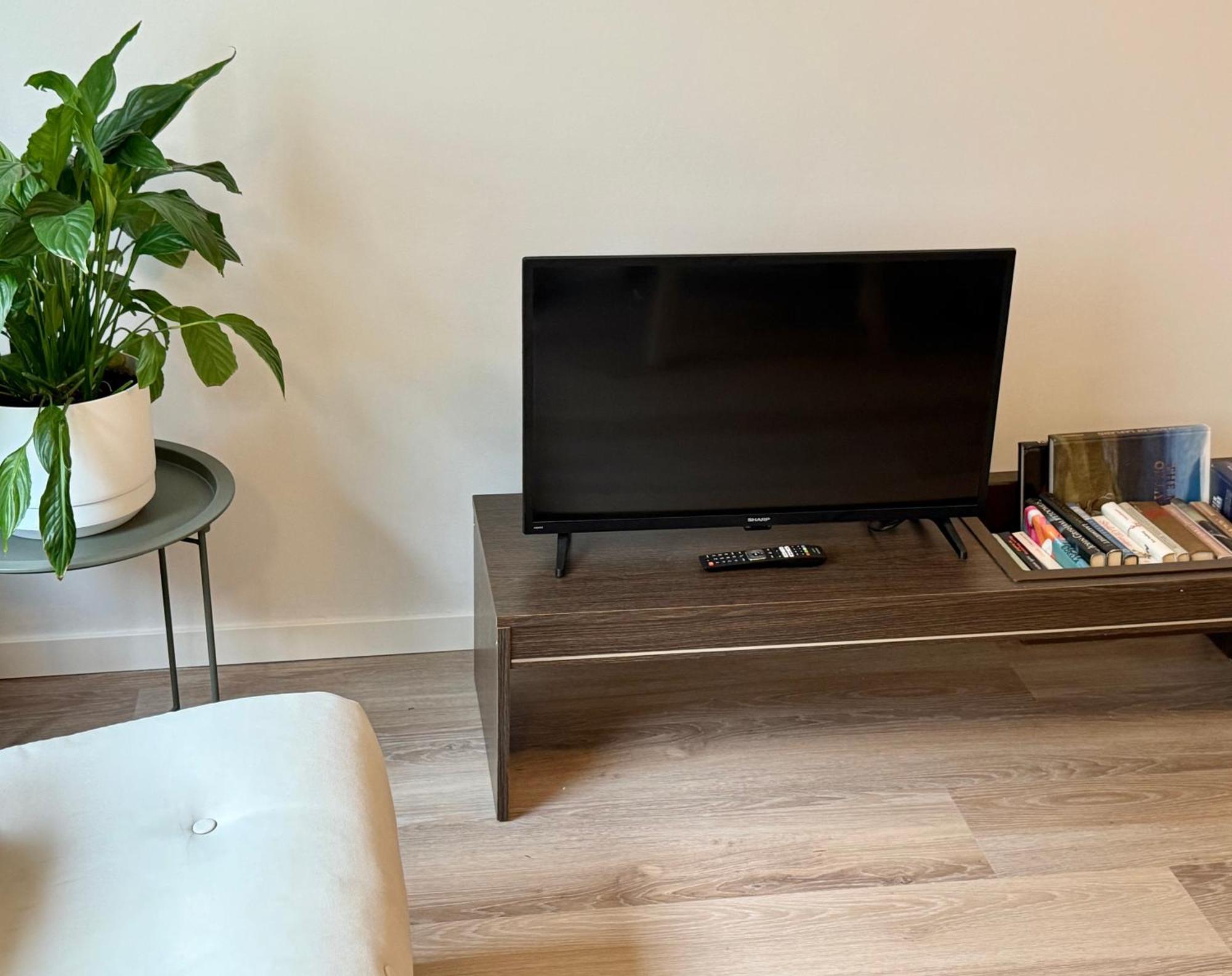 Just Renovated Stylish Nordic Studio By Tram Stop Helsinki Zewnętrze zdjęcie